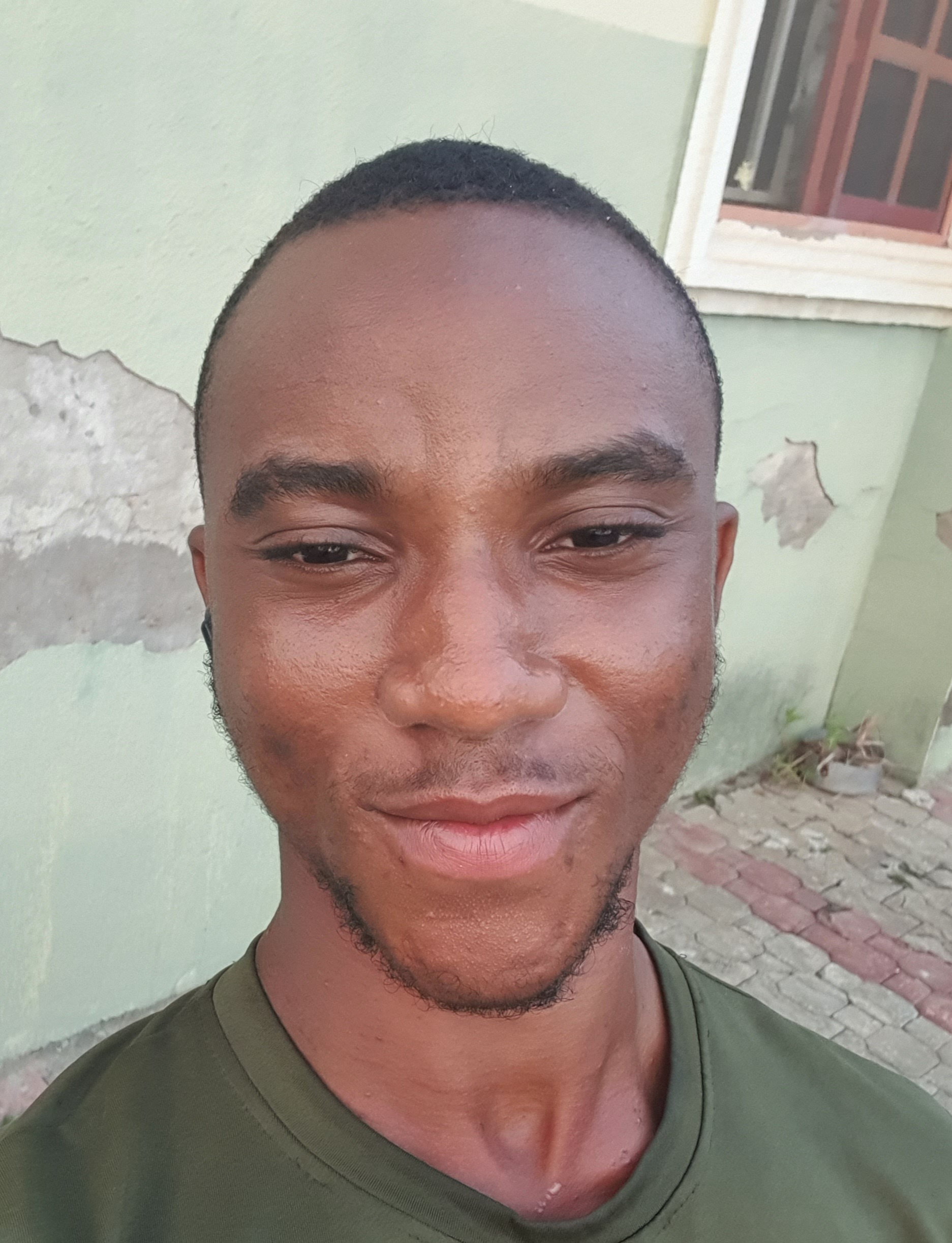 Olumide review image